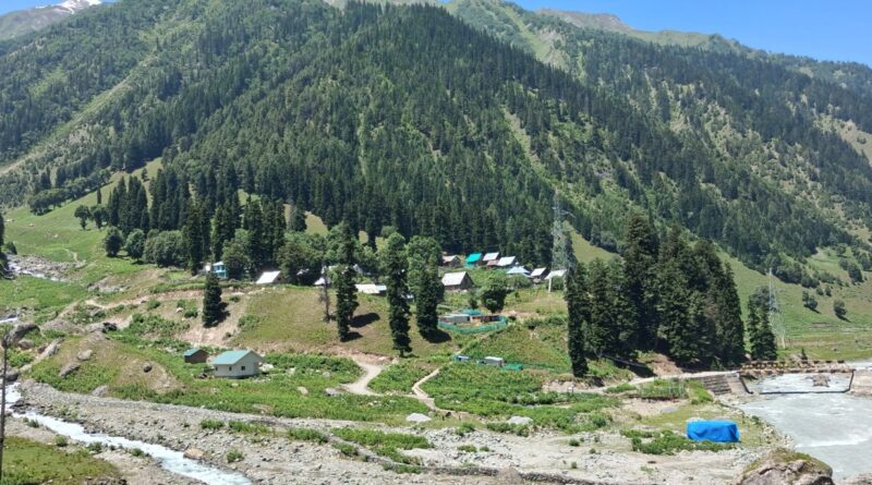 कश्मीर के अंतिम गॉव सर्बल के अब्दुल अजीज *रैना* ने बताये सरहद और संस्कृति के राज