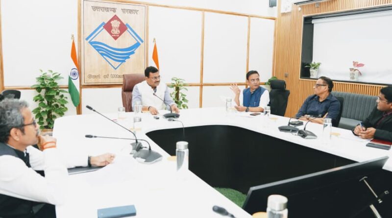 सोलर पावर से संचालित हों पंपिंग पेयजल योजनाएं, मुख्य सचिव ने दिए निर्देश