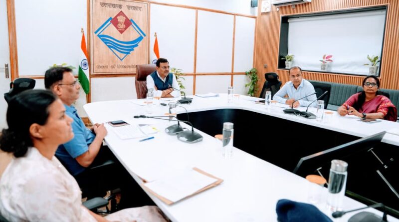 चारधाम हेली सेवाओं की समीक्षा: मुख्य सचिव ने सुरक्षा और विमानन अवसंरचना सुदृढ़ करने पर दिया जोर चारधाम हेली सेवाओं की समीक्षा: मुख्य सचिव ने सुरक्षा और विमानन अवसंरचना सुदृढ़ करने पर दिया जोर