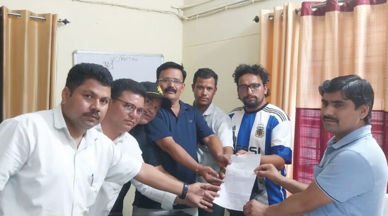 राजजात और पुनर्निर्माण कार्यों का हवाला देकर ठेकेदार संघ ने स्थानांतरणों का किया विरोध