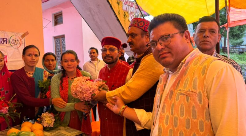 लोहाजंग में आयोजित बहुउद्देशीय जनकल्याण शिविर में 40 शिकायतों में से 26 का मौके पर हुआ निस्तारण