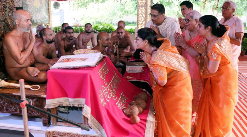 आचार्य विशुद्ध सागर जी महाराज का टीएमयू आगमन, शिक्षा और अध्यात्म पर दिए विचार