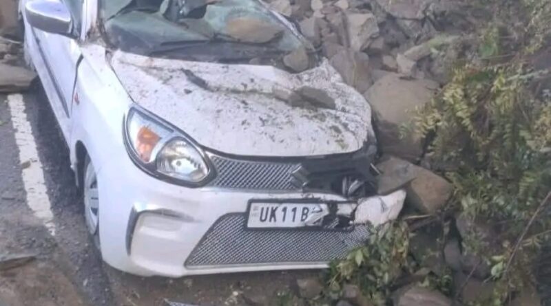 भारी बारिश से पोखरी क्षेत्र की सड़कें बदहाल, आवागमन जोखिम भरा