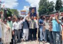 जंतर-मंतर पर प्रदर्शन कर रहे युवाओं के समर्थन में कांग्रेस का प्रदर्शन
