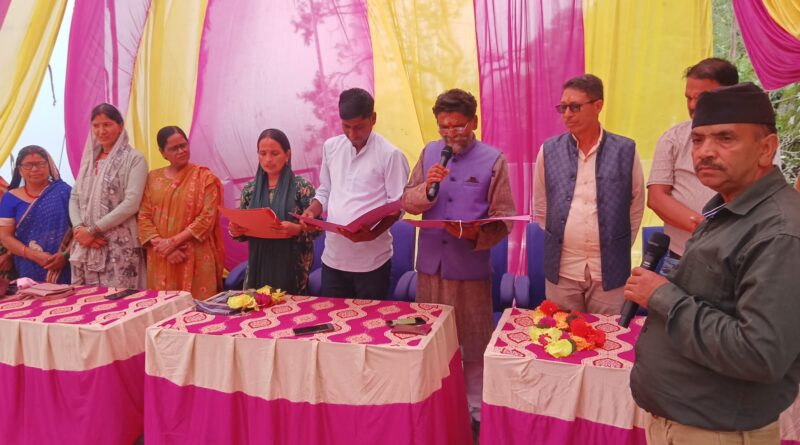 नगर पंचायत पोखरी में नामित सभासदों ने ली शपथ