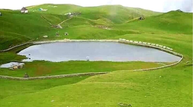 बुग्यालों में रात्रि विश्राम पर रोक हटने से स्थानीय ग्रामीणों की खिली बांछें