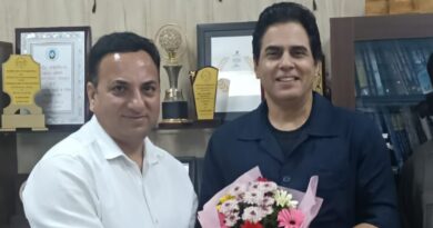 फिल्म अभिनेता अमन वर्मा ने की फिल्म विकास परिषद के नोडल अधिकारी से भेंट