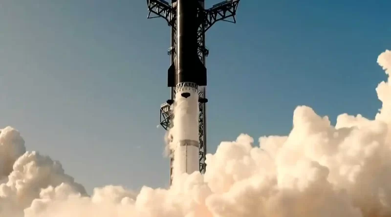 On Second Test of Its Newest Starship Design, SpaceX Sticks the Landing