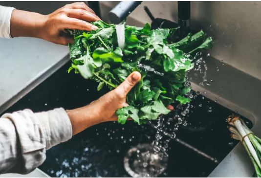 How to Stay Safe From the Severe Stomach Bug That’s Going Around