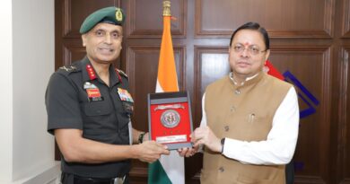 मुख्यमंत्री धामी से महानिदेशक एनसीसी ने की शिष्टाचार भेंट