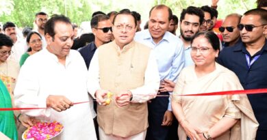 मुख्यमंत्री ने दून विश्वविद्यालय के दीक्षारम्भ सत्र का किया उद्घाटन