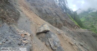 भारी बारिश से थराली क्षेत्र की छह सड़कें बाधित, चार पर यातायात बहाल
