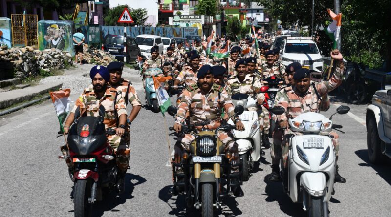 आईटीबीपी की 8वीं वाहिनी ने निकाली तिरंगा बाइक रैली