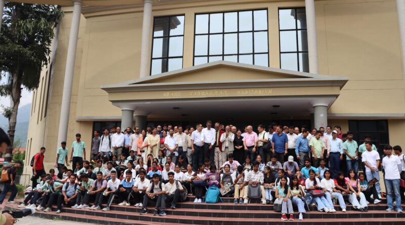  गढ़वाल विश्वविद्यालय में ‘खेलो इंडिया संवाद—खेल की बात, प्रधानमंत्री के साथ’ कार्यक्रम आयोजित