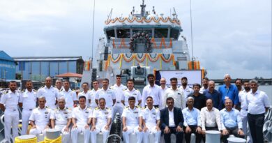 सीएसएल द्वारा निर्मित तीसरी पनडुब्बी रोधी उथले जल की नौका, मैंग्रोल नौसेना को सुपुर्द