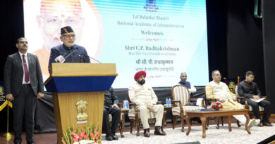 उपराष्ट्रपति श्री सीपी राधाकृष्णन ने मसूरी स्थित एलबीएसएनएए में 2024 बैच के प्रशिक्षु आईएएस अधिकारियों को संबोधित किया