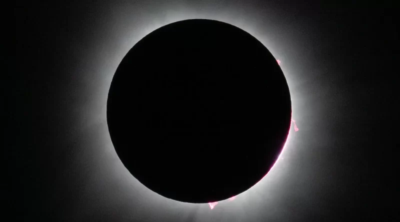NASA Sets Coverage for August Northern Hemisphere Total Solar Eclipse