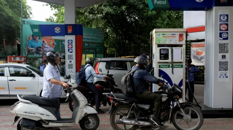 India Is Again Squeezed Between the Threat of Trump Tariffs and Russian Oil