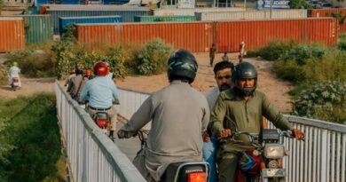 A Tetris-Like Maze Blocks Protests in Pakistan’s Capital