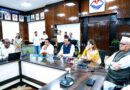 देवप्रयाग के मेधावी विद्यार्थियों ने मुख्य सचिव से की मुलाकात