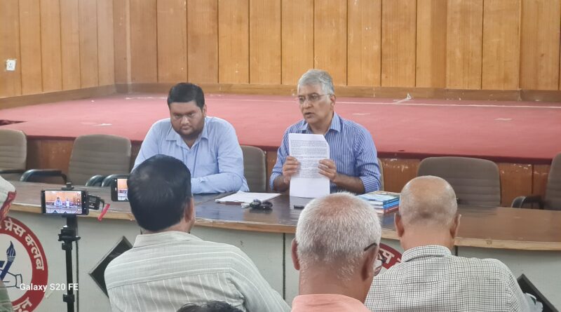 उत्तराखंड में जलवायु आपदाओं का बढ़ता खतरा, निगरानी और चेतावनी तंत्र मजबूत करने की उठाई मांग