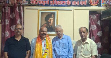 राष्ट्रीय शिक्षक पुरस्कार विजेता गबर सिंह बिष्ट का गढ़वाल भवन में अभिनंदन