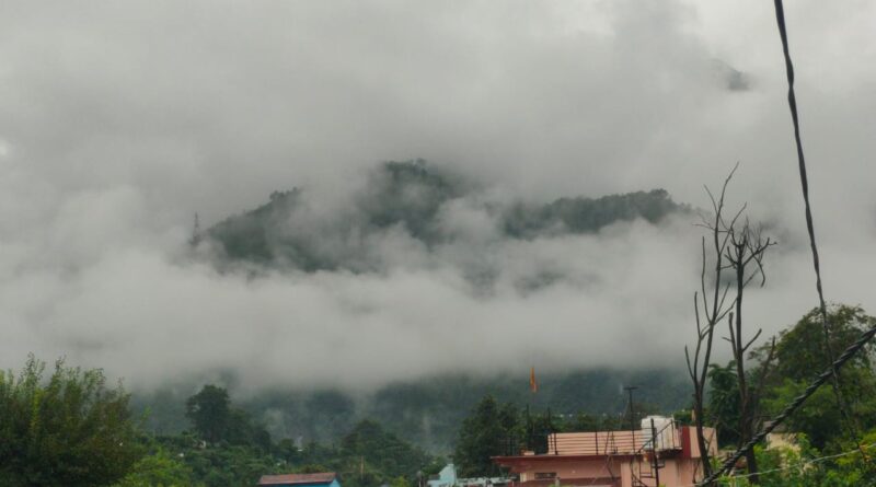 लगातार बारिश से गौचर क्षेत्र में जन जीवन प्रभावित