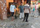 भारी बारिश से गौचर में घर-दुकानों में घुसा मलबा, सड़कें बाधित