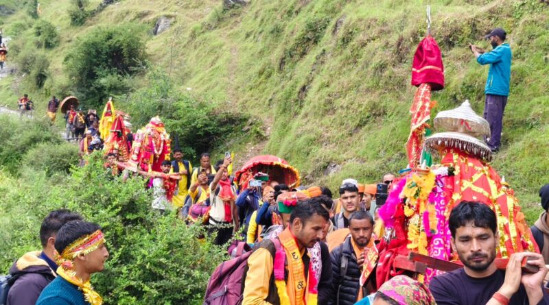 बड़ी जात : नंदा की डोलियां 11वें पड़ाव कनोल पहुँची