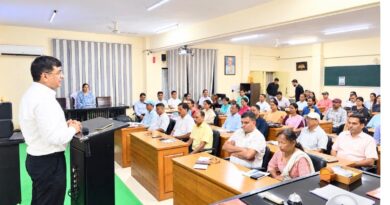 पीएम श्री विद्यालयों में अब बच्चों की भावनात्मक और नैतिक शिक्षा पर भी जोर