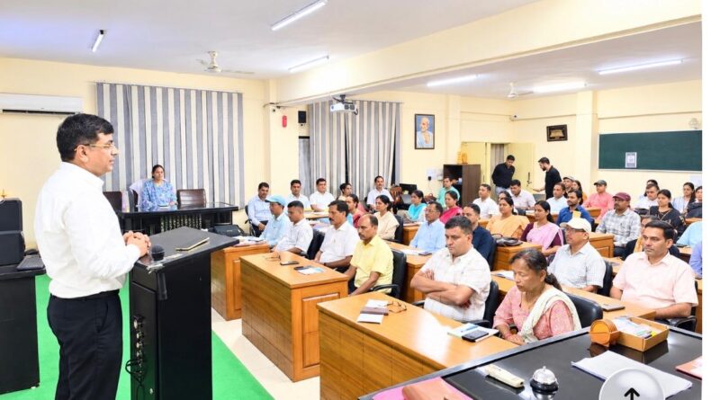 पीएम श्री विद्यालयों में अब बच्चों की भावनात्मक और नैतिक शिक्षा पर भी जोर