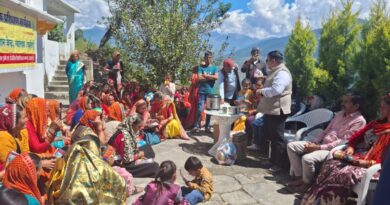 बेराधार के किसानों को प्राकृतिक खेती के लाभ बताए 