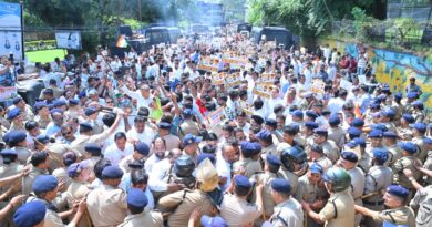 निर्वाचन आयोग के खिलाफ उत्तराखंड कांग्रेस का प्रदर्शन, राष्ट्रपति से हस्तक्षेप की मांग