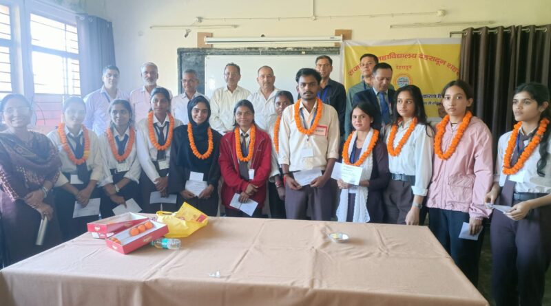राजकीय महाविद्यालय देहरादून छात्र संघ की अध्यक्ष बनी मनिशस