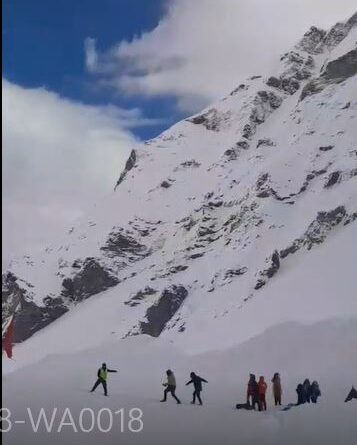 ऑडेन कोल से सभी 29 ट्रैकर सुरक्षित निकाले, कालिंदी पास में बचाव अभियान जारी -See videos