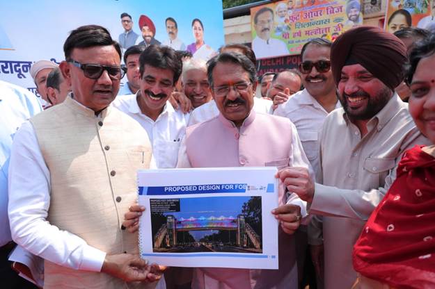 दिल्ली-देहरादून एक्सप्रेसवे पर बढ़ेंगी यात्री सुविधाएं, तीन फुट ओवर ब्रिज को मंजूरी