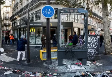 A Day After Huge Riots in France, Shock and Recrimination A Day After Huge Riots in France, Shock and Recrimination