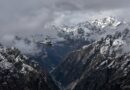 बदरीनाथ से देहरादून आ रहा हेलीकॉप्टर हाथी पर्वत क्षेत्र में दुर्घटनाग्रस्त, छह लोग थे सवार