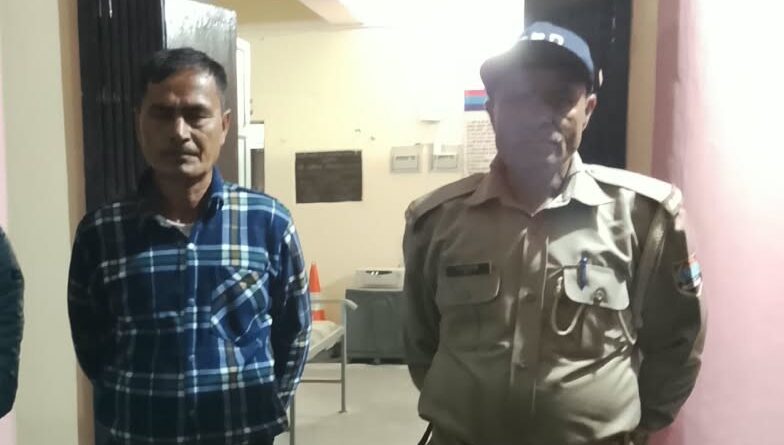 कीड़ा जड़ी (यारसागंबू) के साथ पिथौरागढ़ का व्यक्ति चमोली में गिरफ्तार