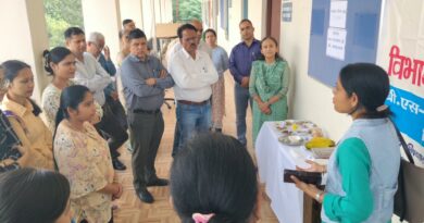 गढ़ भोज दिवस पर पारंपरिक अनाज और व्यंजनों की प्रदर्शनी
