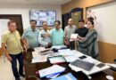 व्यापार मंडल प्रतिनिधिमंडल ने मेलाधिकारी से की भेंट, कुंभ तैयारियों पर किया विचार-विमर्श