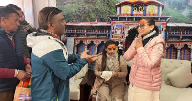 रानी मुखर्जी ने एक ही दिन किए केदारनाथ और बदरीनाथ के दर्शन