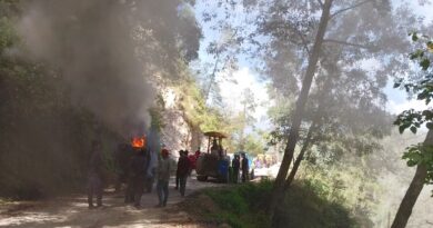 ग्वालदम-नंदकेशरी मोटर सड़क पर 13 साल बाद डामरीकरण का कार्य शुरू