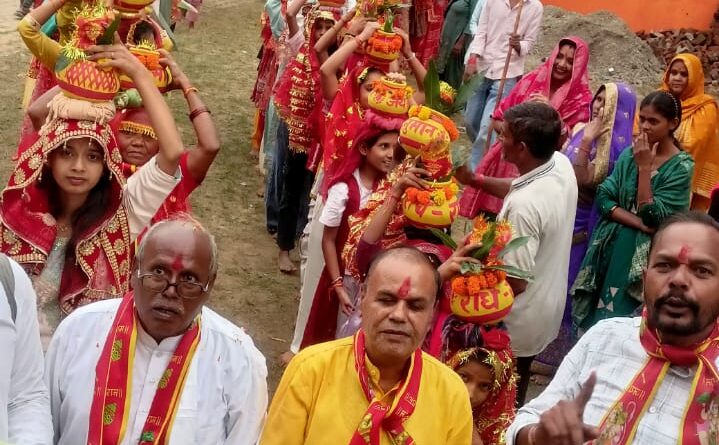 रिठाली में निकली गणेश-हनुमान की भव्य शोभायात्रा, 51 महिलाओं ने उठाए कलश