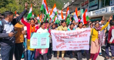 नारायणबगड़ में स्वास्थ्य सुविधाओं को लेकर आंदोलन तेज, सातवें दिन निकाली रैली