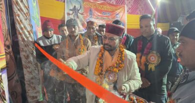 थराली के थाला गांव में आयोजित रामलीला के आठवें दिन विभिन्न प्रसंगों का हुआ मंचन