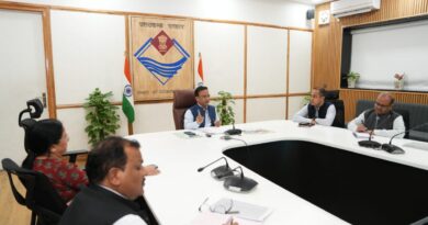 प्रमुख सचिव ने तृतीय प्रवासी उत्तराखण्डी दिवस सम्मेलन के आयोजन के सम्बन्ध में ली बैठक