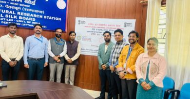 आपदा से क्षतिग्रस्त सड़कों, पेयजल योजनाओं और विद्यालयों की मरम्मत में तेजी लाने के निर्देश